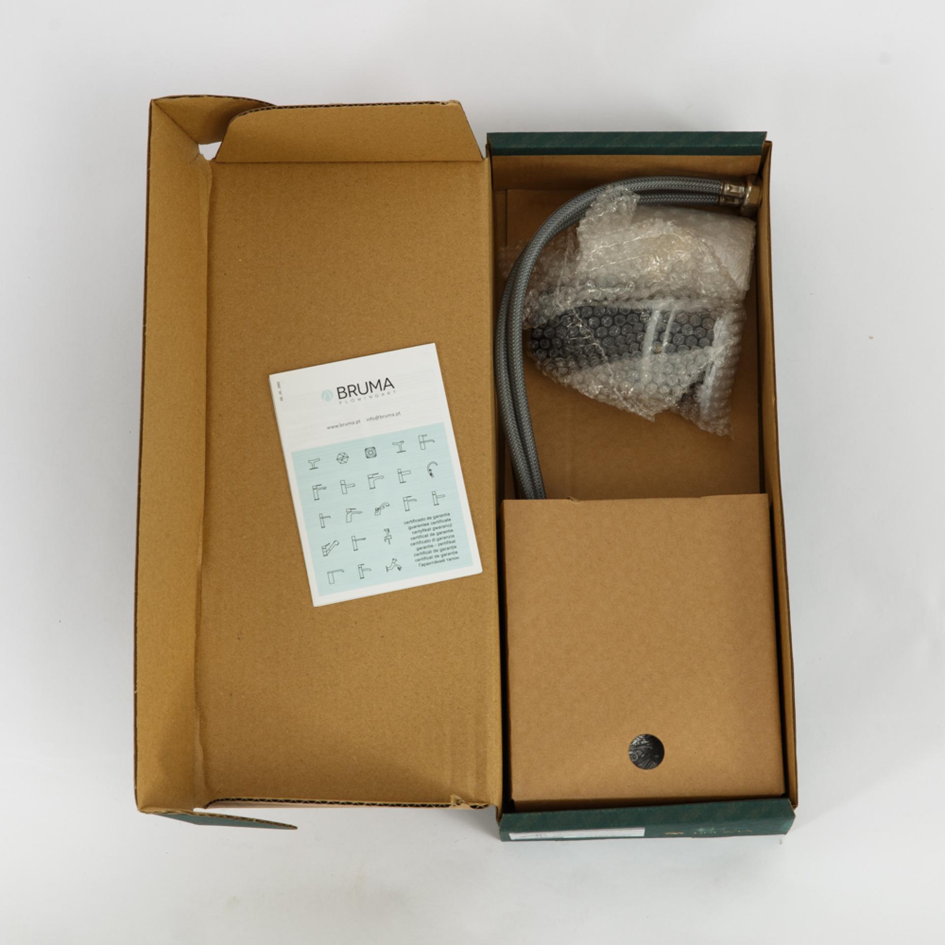 Смеситель для раковины Cezares Leaf LEAF-LSM2-NOP черный матовый